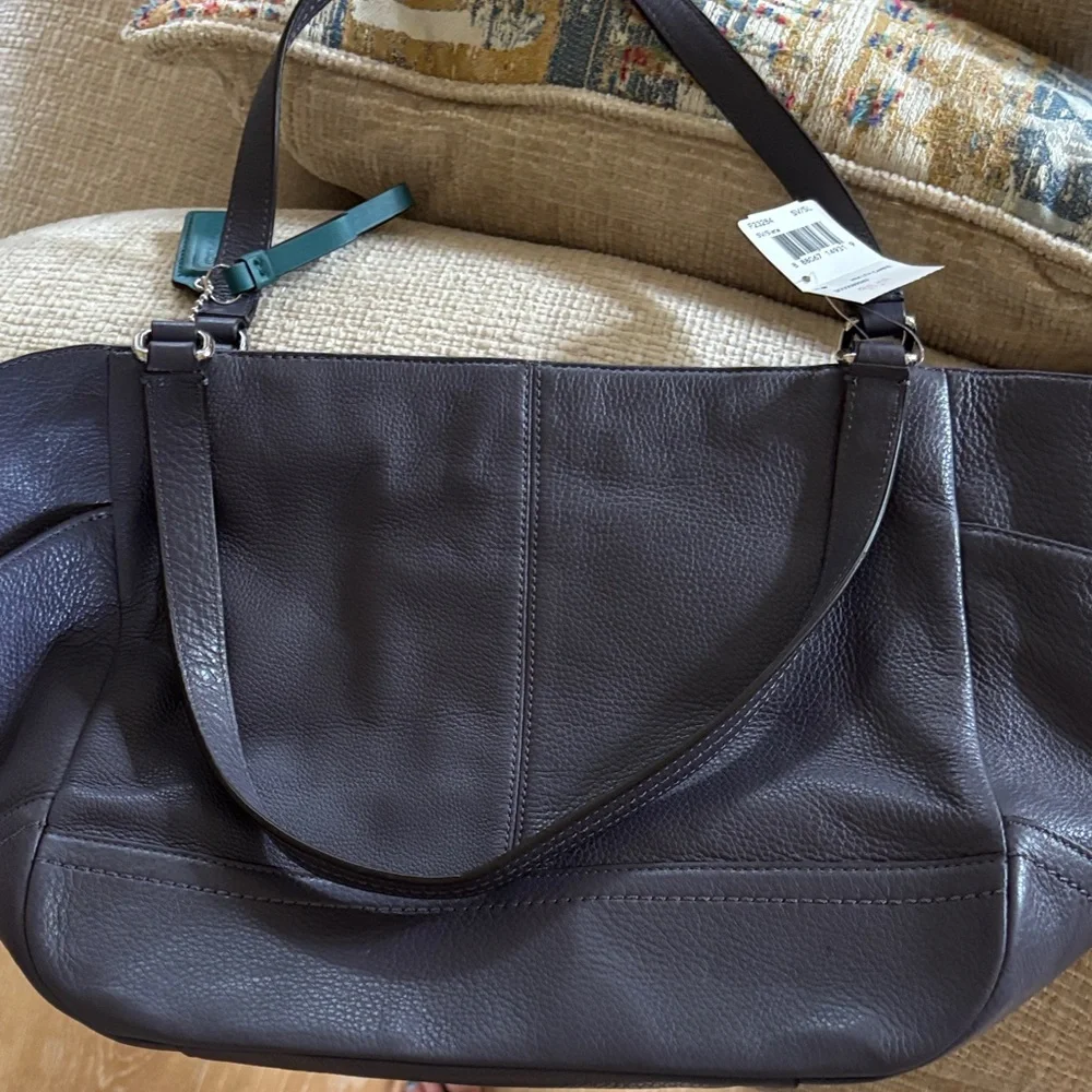 Coach Carrie Purple/Gray Leather Shoulder Bag. NWT - Picture 9 of 10